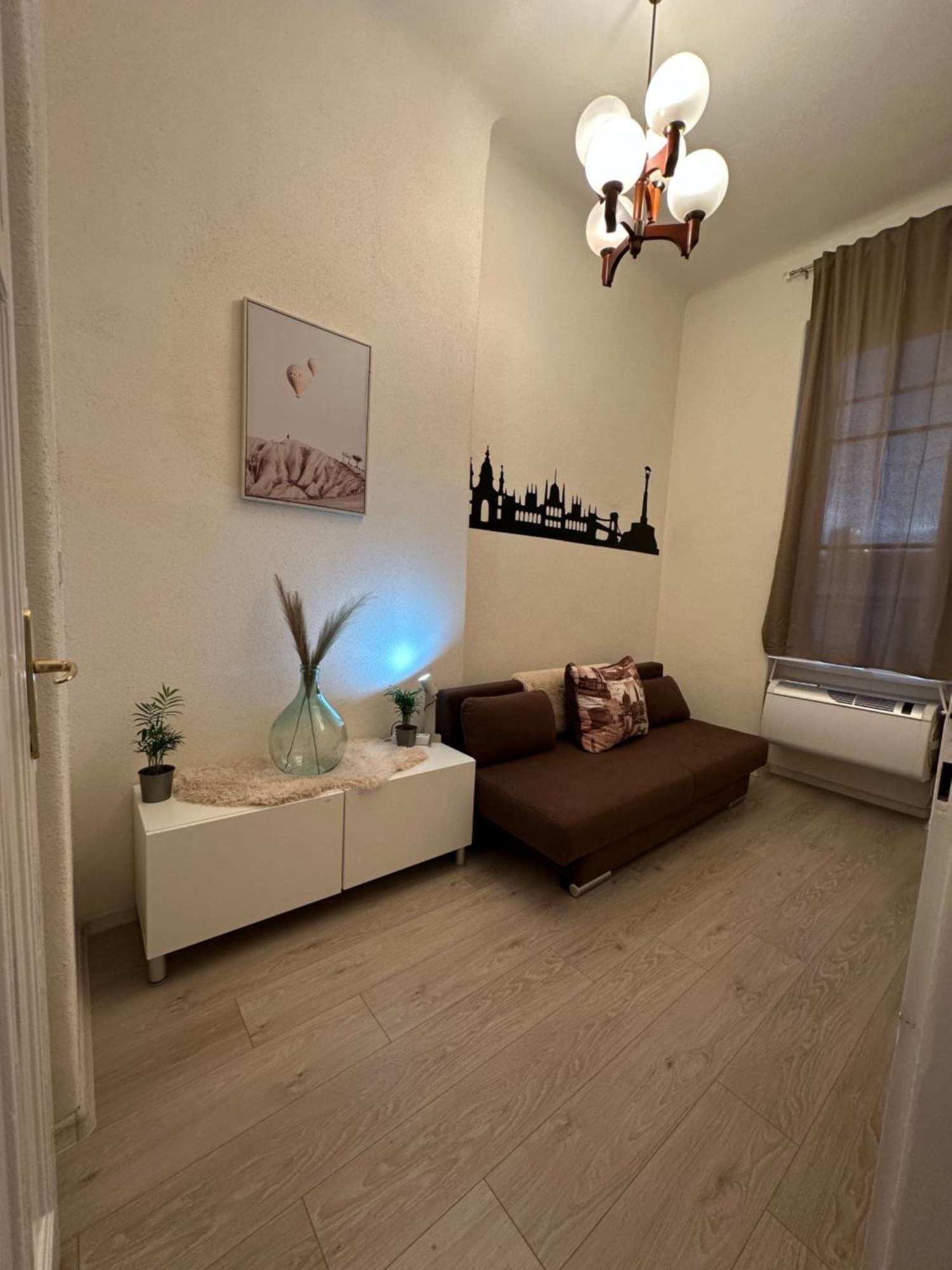 Apartament Deri Corner By Downtown