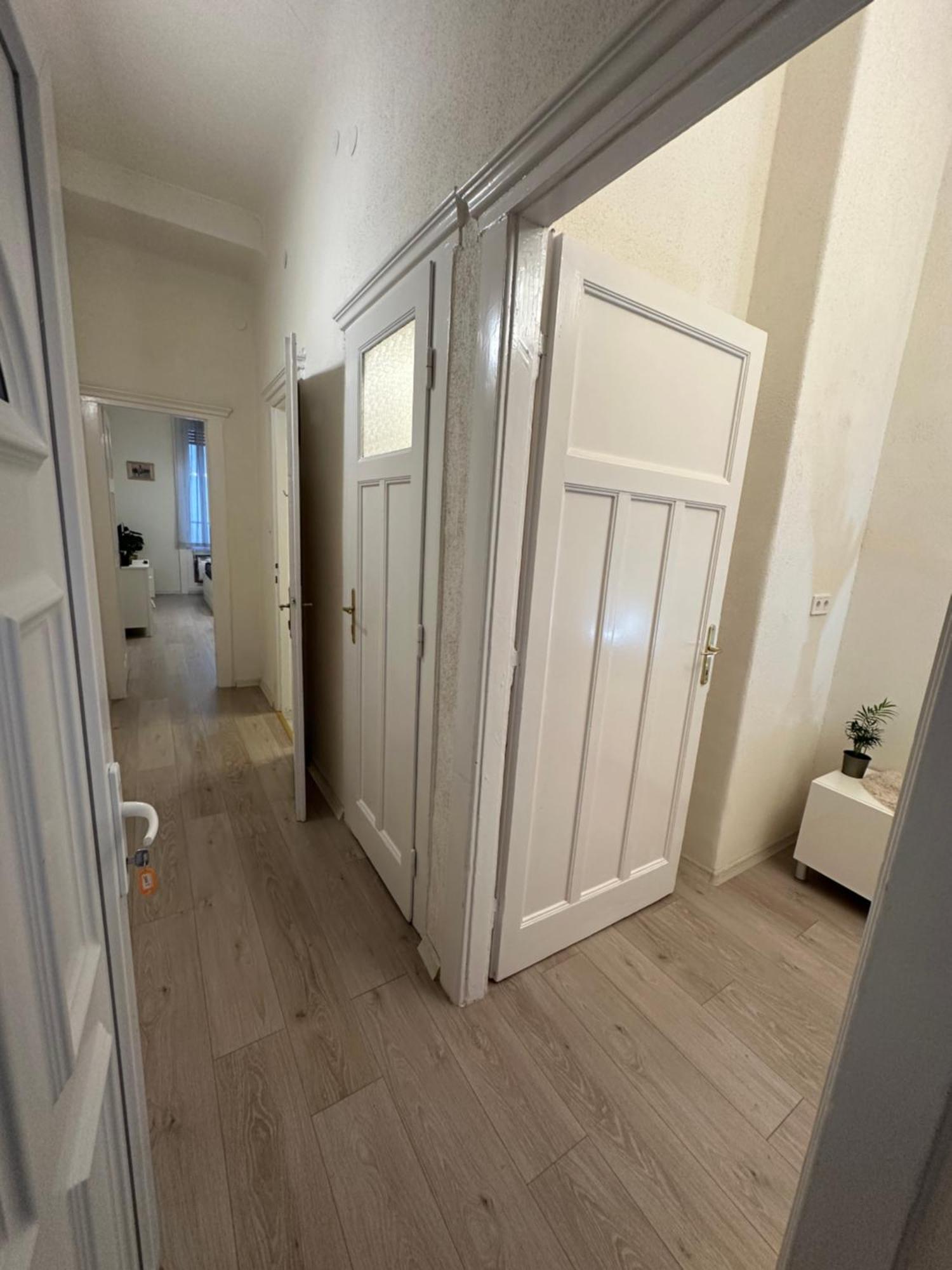 Apartament Deri Corner By Downtown *
